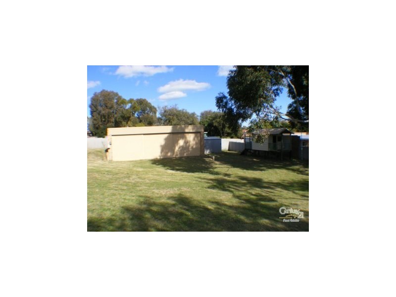 36 Jacaranda Crescent, Withers WA 6230