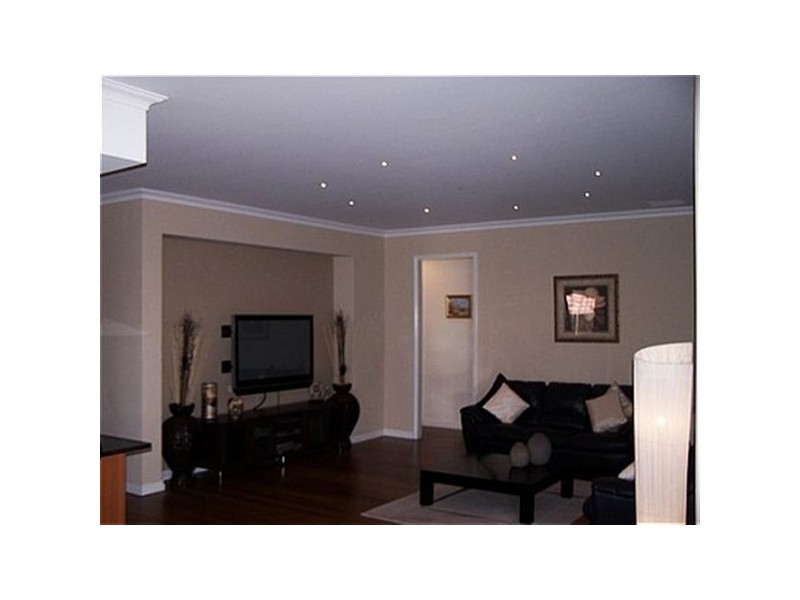 1 Shiralee Bend, Carramar WA 6031