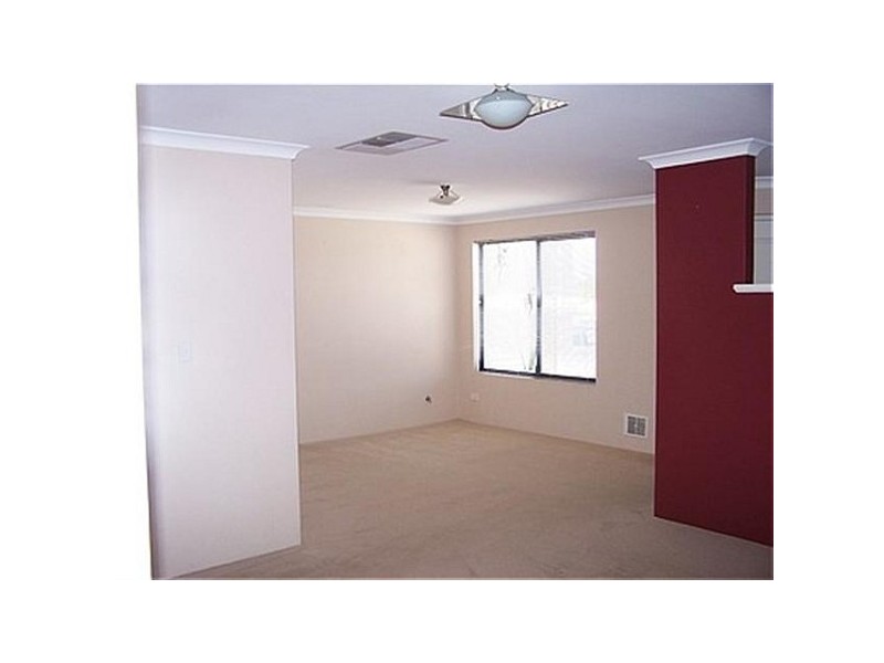 12 Kerlin Way, Carramar WA 6031