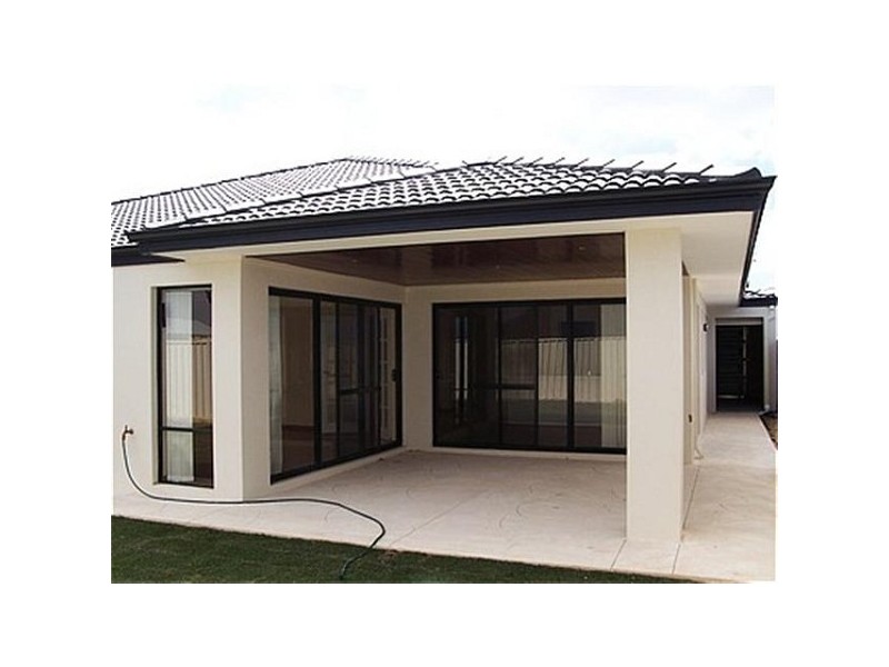 30 Fineview Crescent, Carramar WA 6031