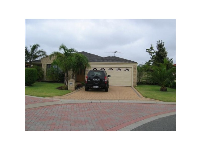 31 Iandra Loop, Carramar WA 6031