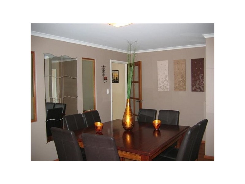 90 Golf Links Drive, Carramar WA 6031