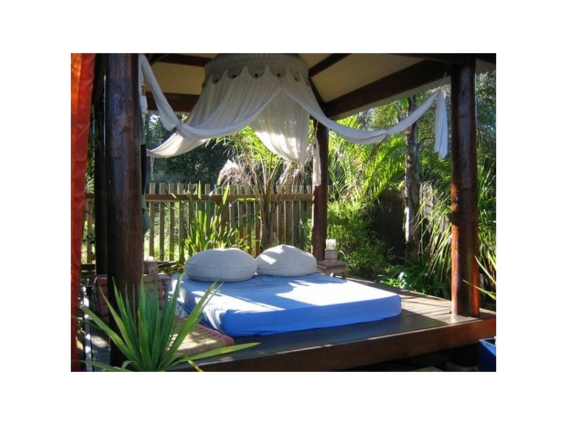 93 Bushland Retreat, Carramar WA 6031