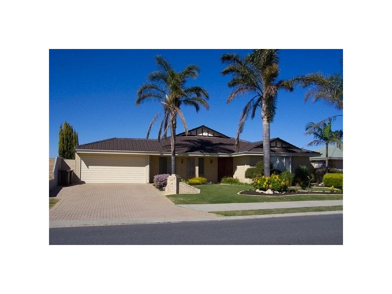 10 Geoff Russell Avenue, Kinross WA 6028