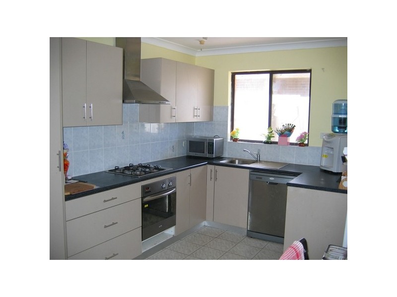 21 Curtis Way, Girrawheen WA 6064