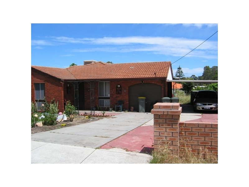 21 Curtis Way, Girrawheen WA 6064