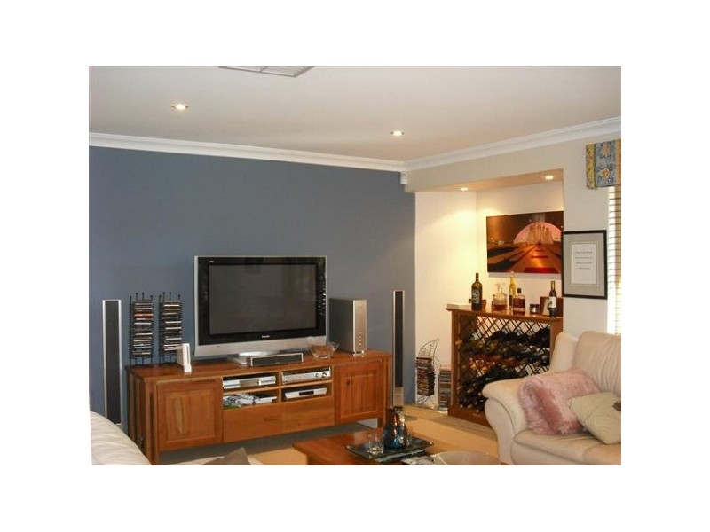 43 Evergreen Gardens, Carramar WA 6031