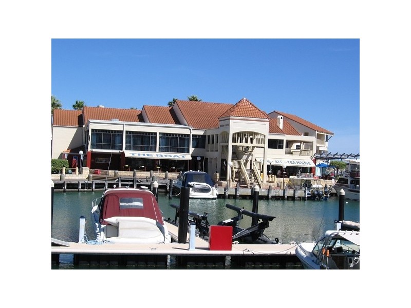 26 Ocean Falls Boulevard, Mindarie WA 6030