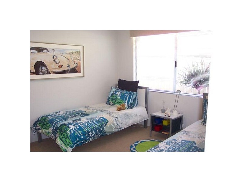 5 Cockleshell Brace, Jindalee WA 6036