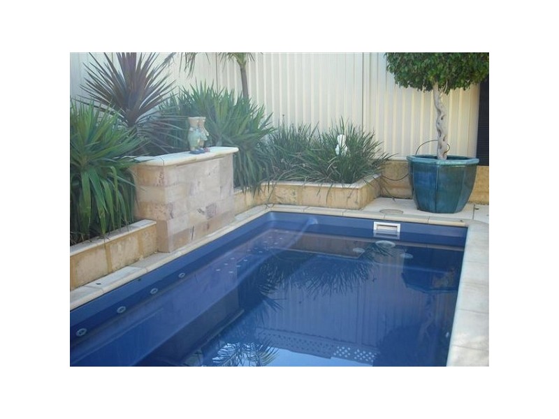 5 Burrill Avenue, Burns Beach WA 6028