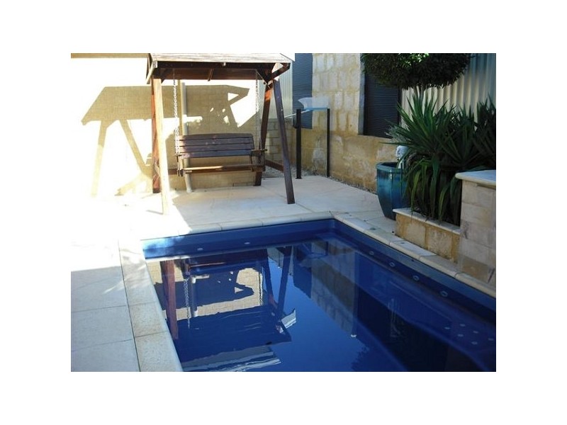 5 Burrill Avenue, Burns Beach WA 6028