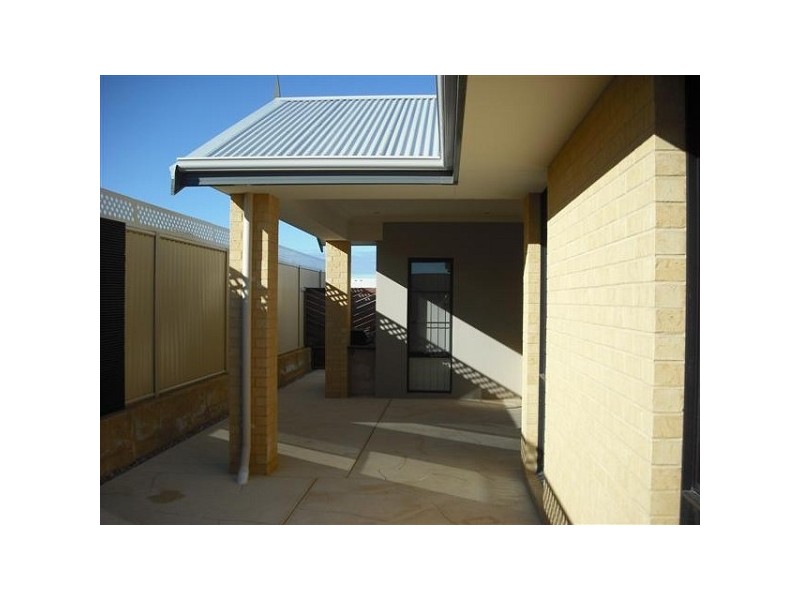 5 Burrill Avenue, Burns Beach WA 6028