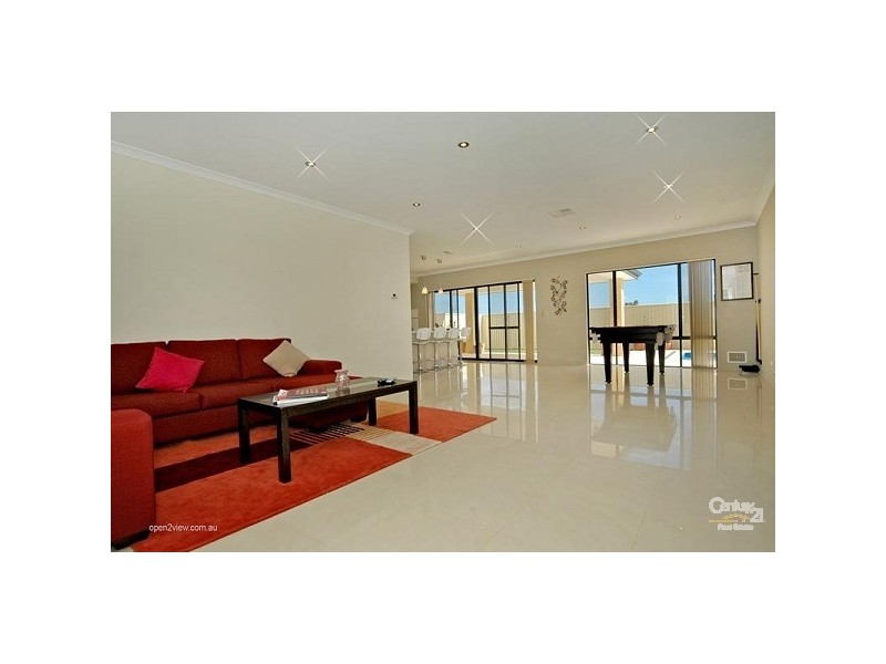 10 Kianga Crescent, Burns Beach WA 6028