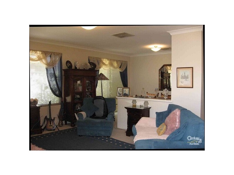 5 Aberdeen Way, Kinross WA 6028