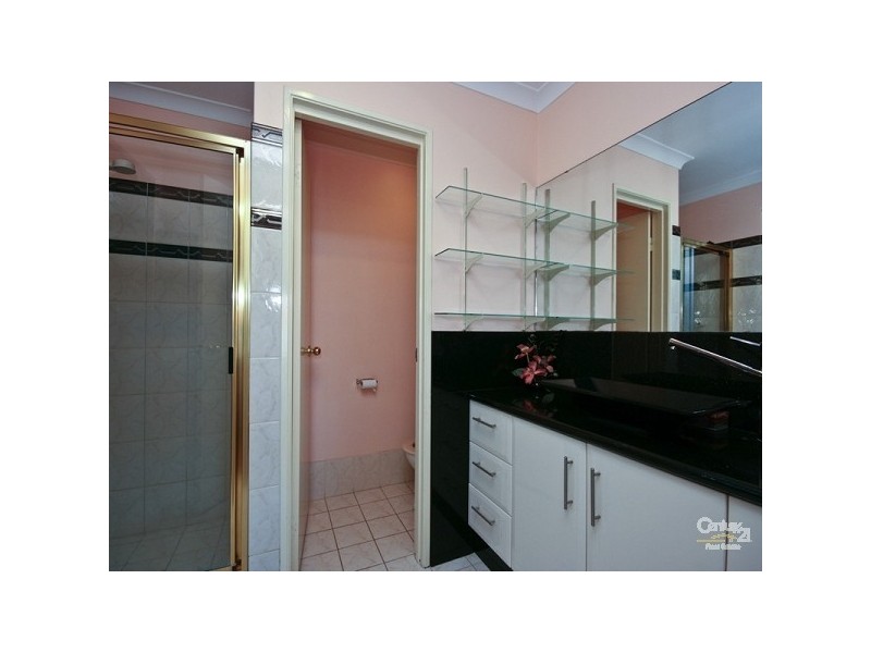 11 Cadoux Loop, Hocking WA 6065