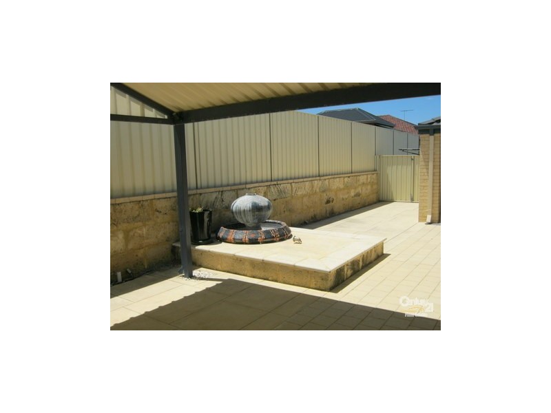 21 Penrose Vista, Tapping WA 6065