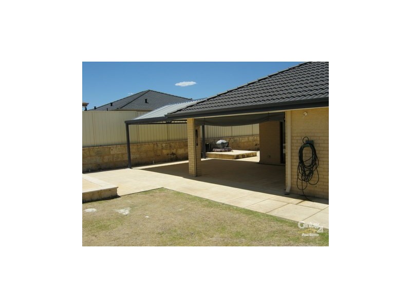 21 Penrose Vista, Tapping WA 6065