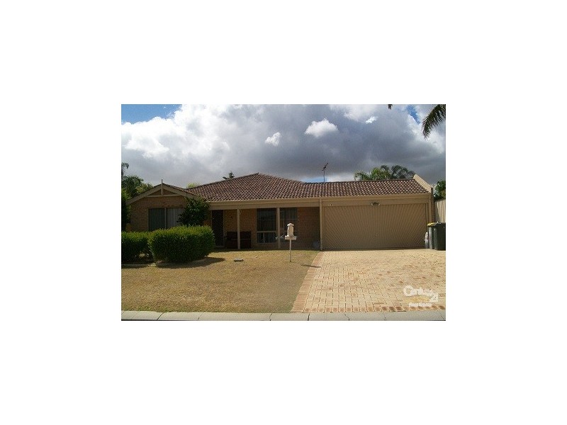 4 Yarra Court, Carramar WA 6031