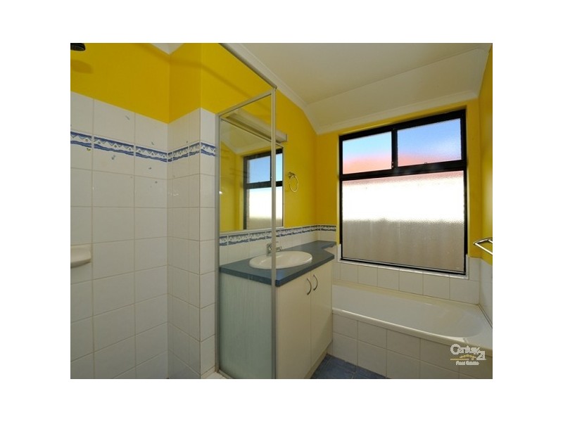 21 Penrose Vista, Tapping WA 6065