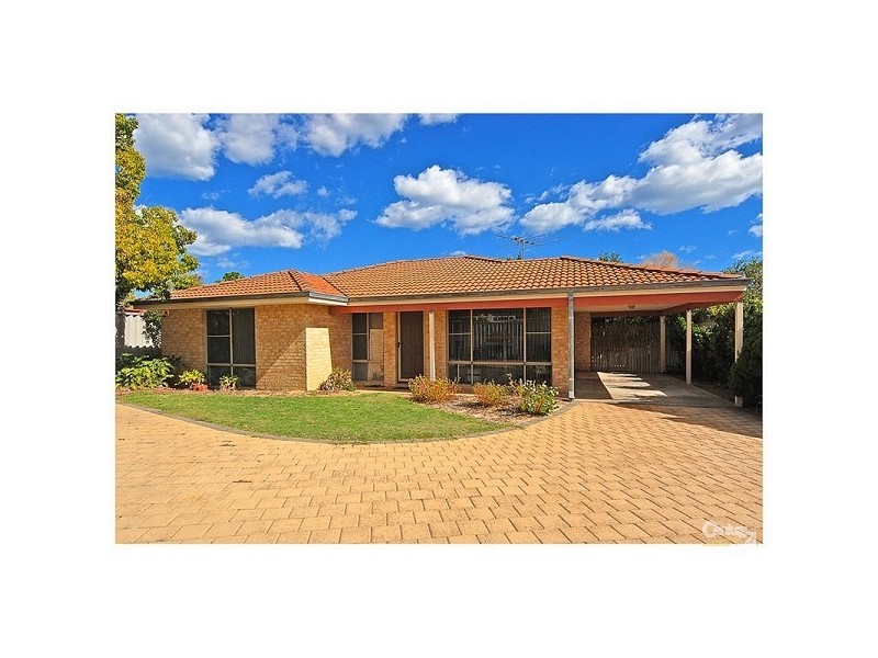 32 Holwell Gardens, Clarkson WA 6030