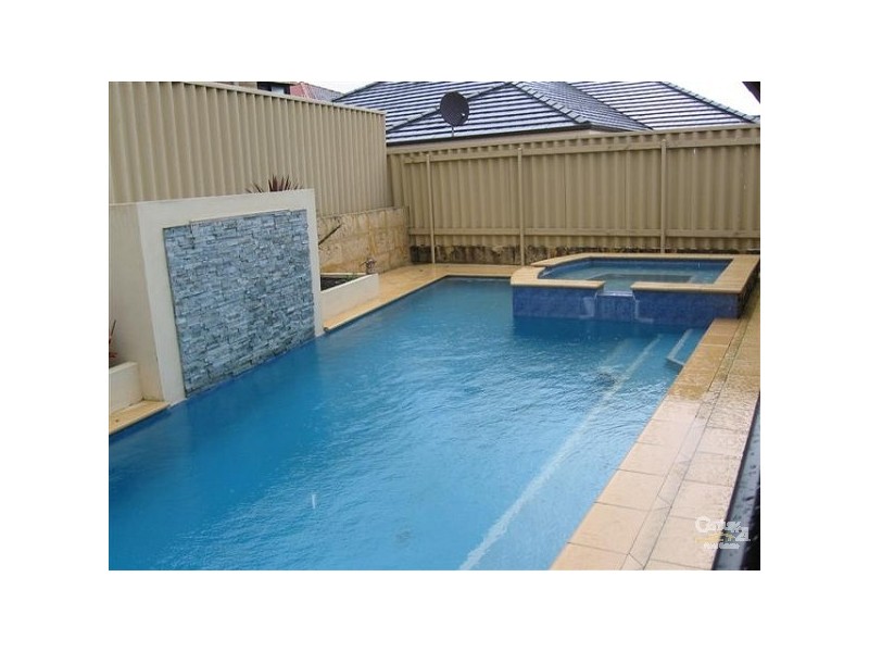 47 Silver Sands Drive, Iluka WA 6028