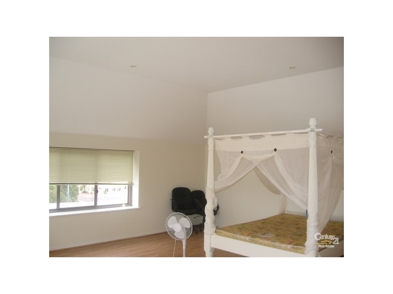 20/27 Picadilly Circle, Joondalup WA 6027