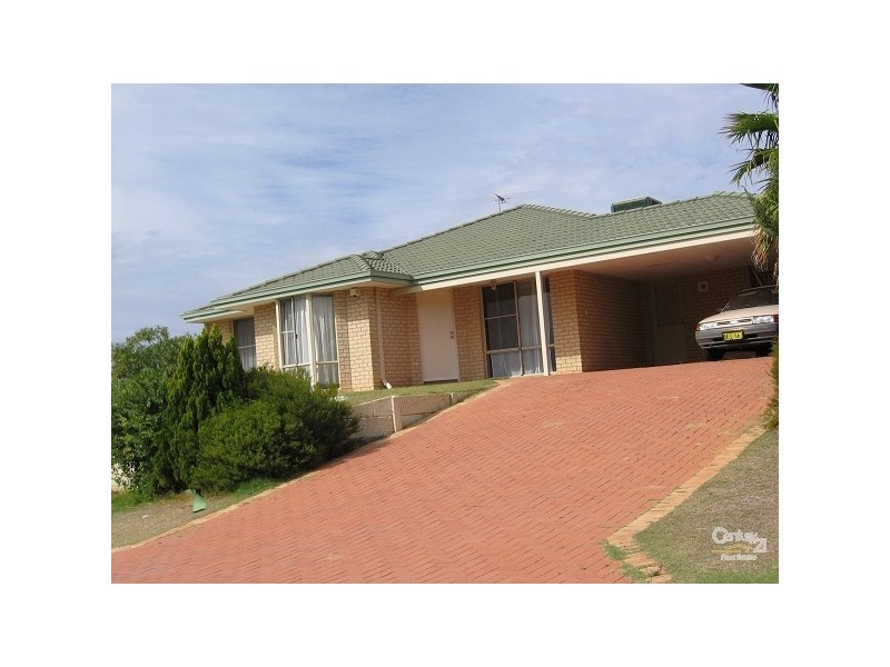 22 Bonnyrigg Pass, Kinross WA 6028