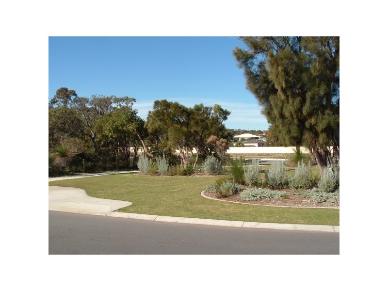 82 Touchstone Drive, Dawesville WA 6211