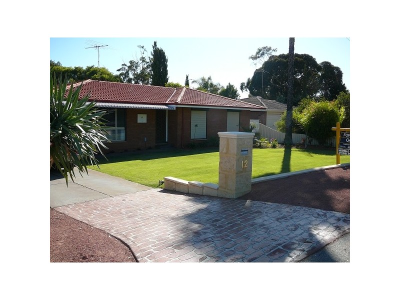 12 Maria Place, Dudley Park WA 6210