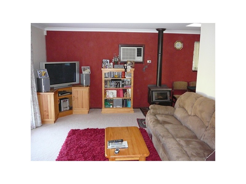 12 Maria Place, Dudley Park WA 6210