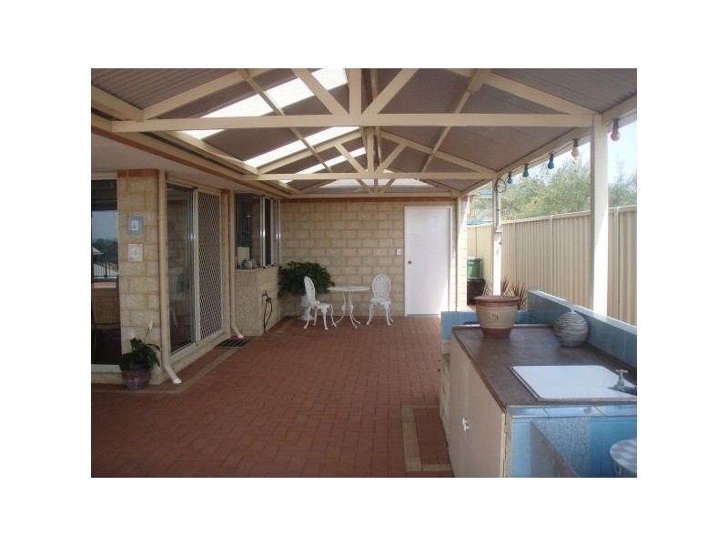 18 Hyden Loop, Dawesville WA 6210