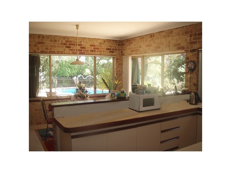 32 Russell Drive, Waroona WA 6215