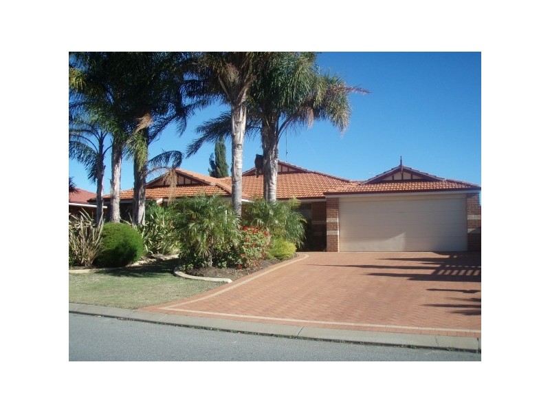 26 Suncrest Meander, Meadow Springs WA 6210