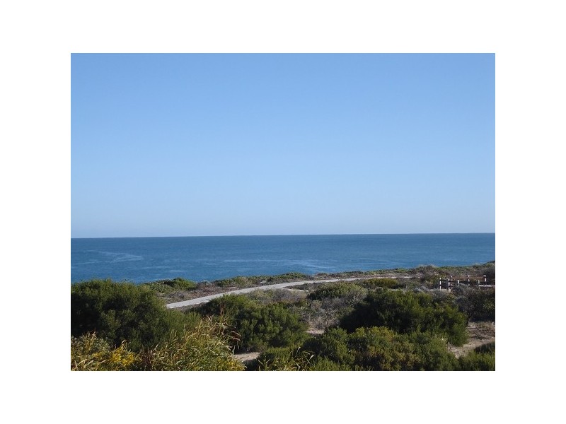 72 Boardwalk Boulevard, Halls Head WA 6210