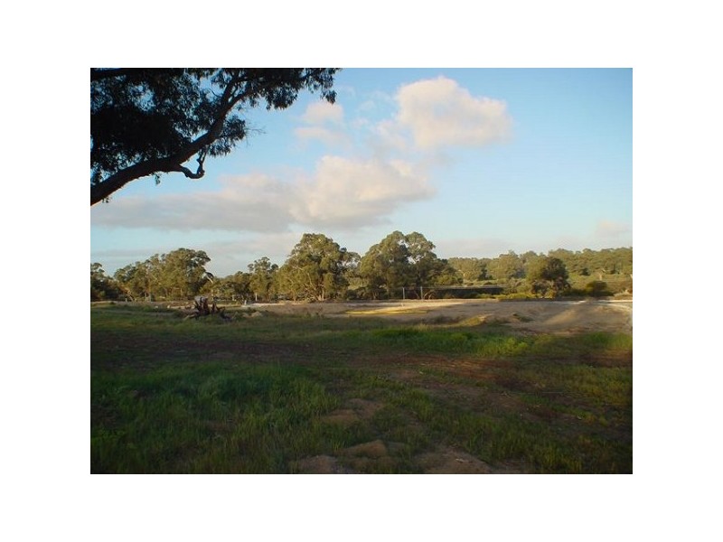 5 Gillen Chase, Lakelands WA 6210