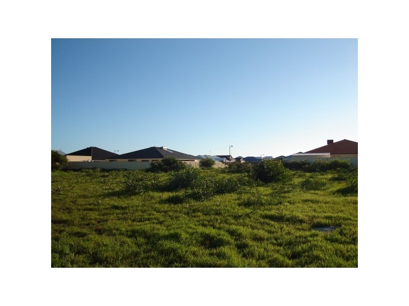 6 Addingham Boulevard, Madora Bay WA 6210