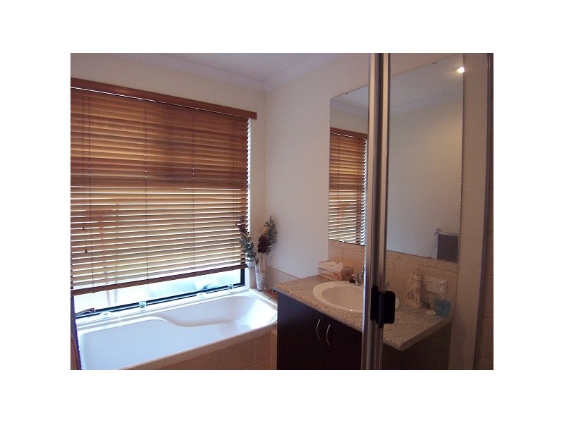 8B Roy Road, Coodanup WA 6210