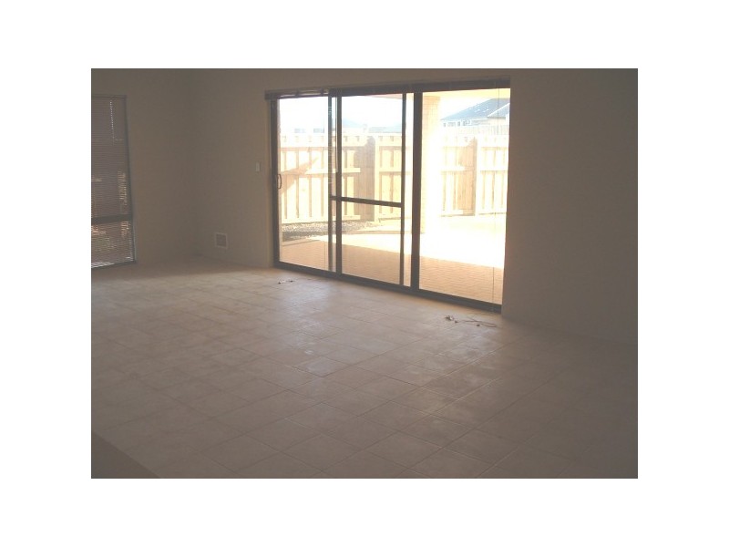 80 Carissa Turn, Halls Head WA 6210