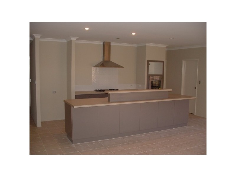 80 Carissa Turn, Halls Head WA 6210