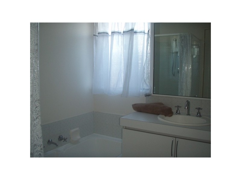 91 Peelwood Parade, Halls Head WA 6210