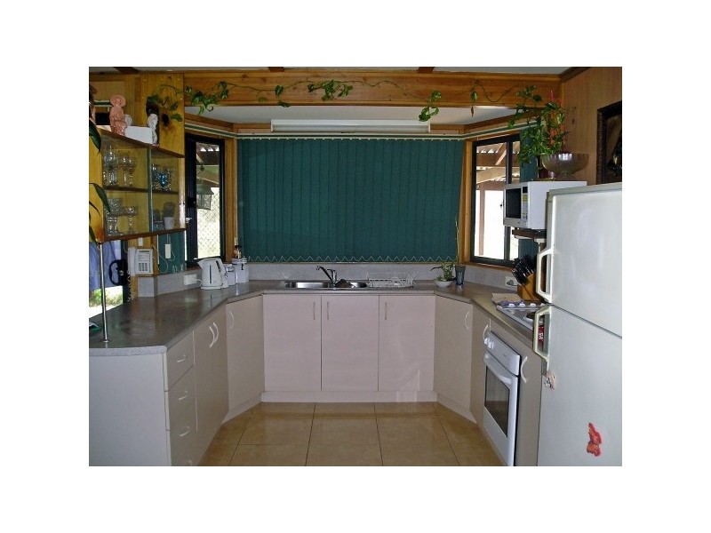 81 Peaceful Waters Drive, Barragup WA 6210