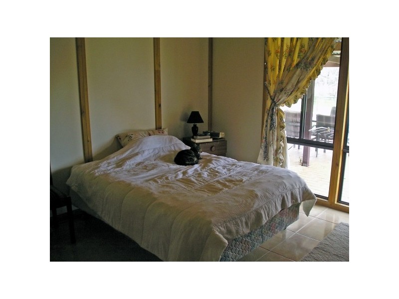 81 Peaceful Waters Drive, Barragup WA 6210