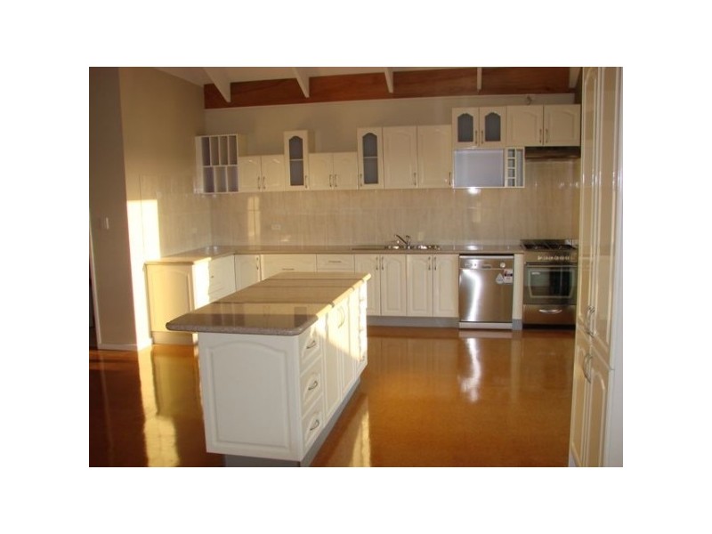 111 Challenger Road, Madora Bay WA 6210