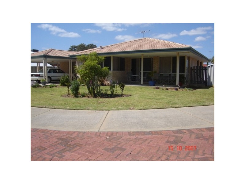 17 Kangaroo Paw Drive, Greenfields WA 6210