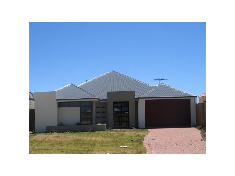 19 Adriana Way, Halls Head WA 6210