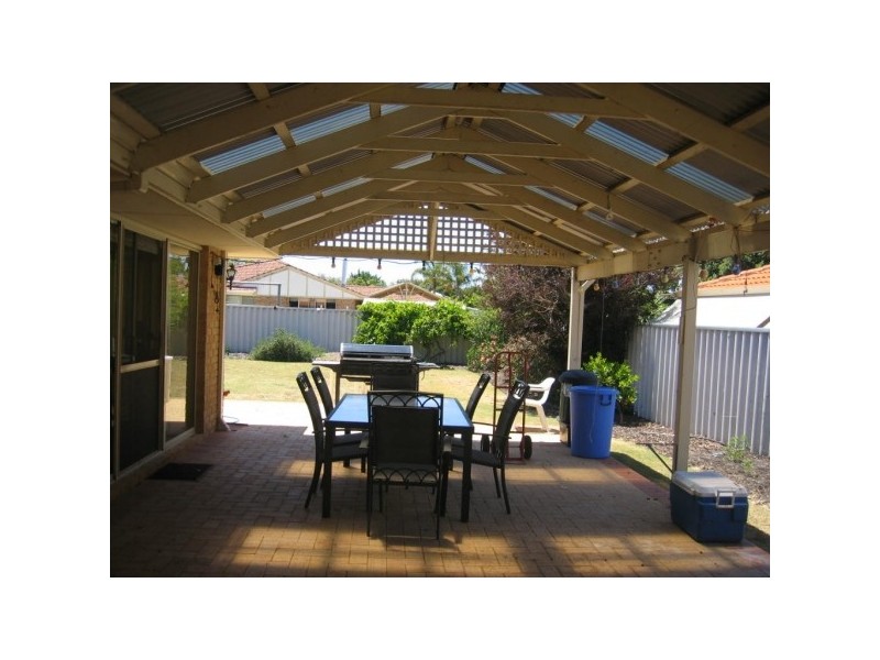 3 Mergate Court, Erskine WA 6210