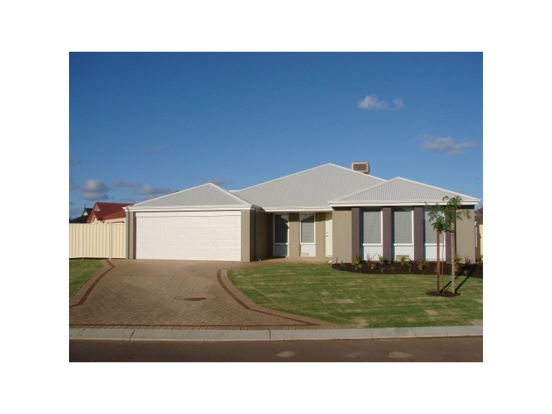 28 Lismore Ridge, Lakelands WA 6210