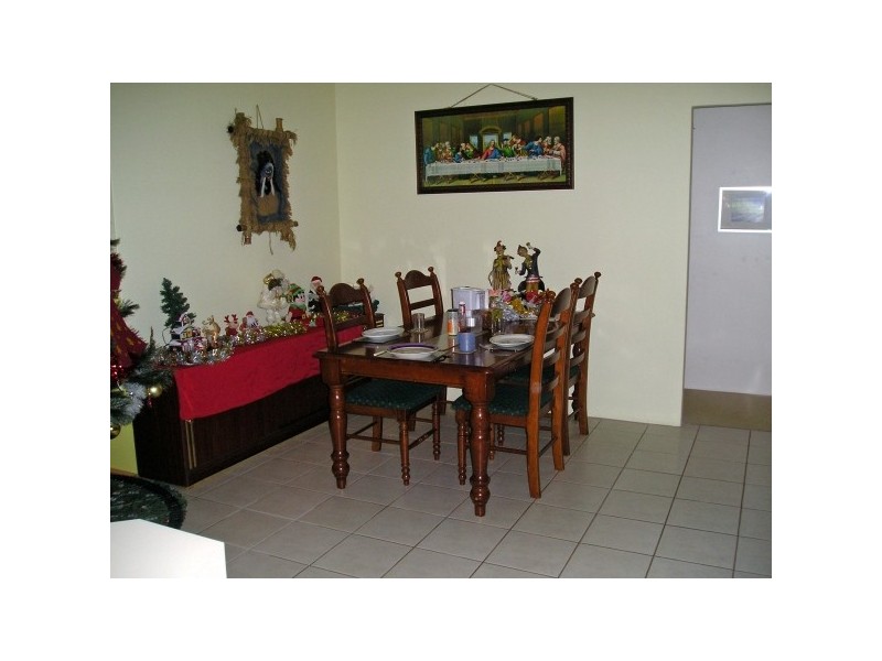 4 Muntries Place, Halls Head WA 6210