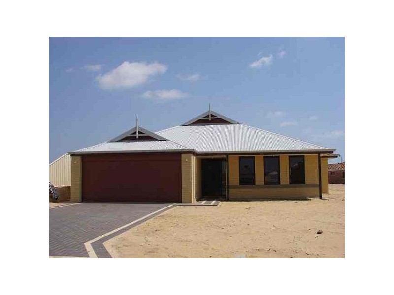 37 Lismore Ridge, Lakelands WA 6210