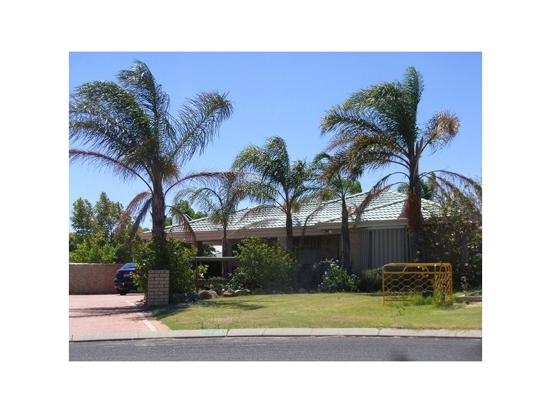 10 Monclair Court, Meadow Springs WA 6210